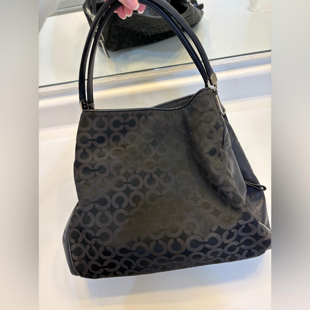 COACH Signature 25637 Op Art Sateen Phoebe Shoulder Handbag Purse Black